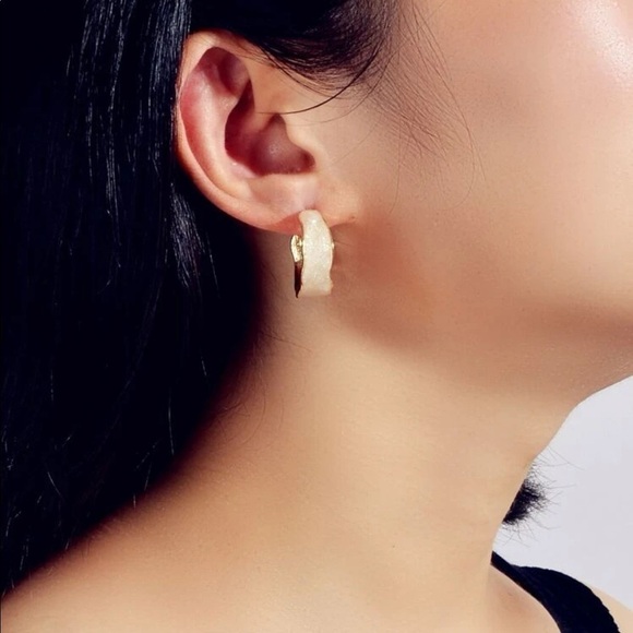 GOLD 4/$25 Textured Hoop Earrings - Picture 1 of 2